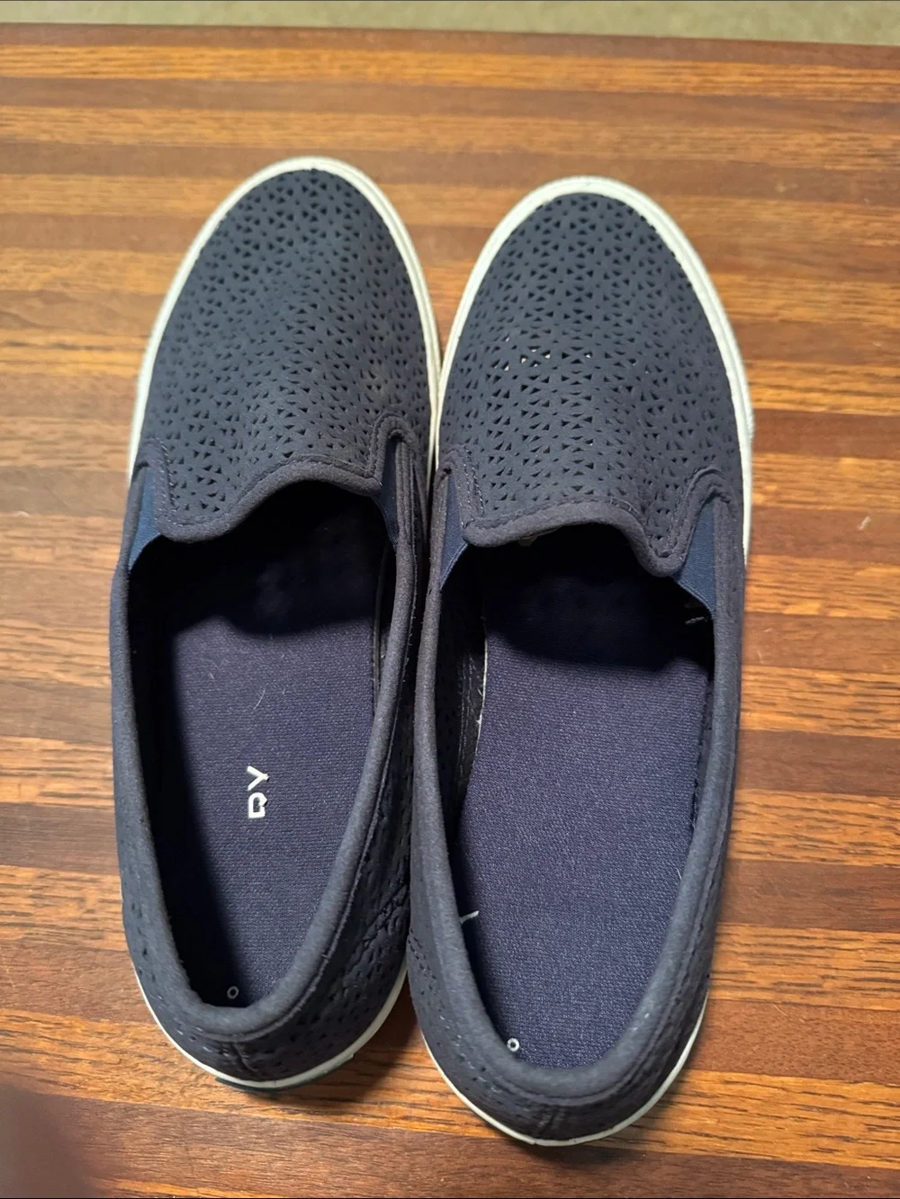 Women’s slip on Sperry shoes